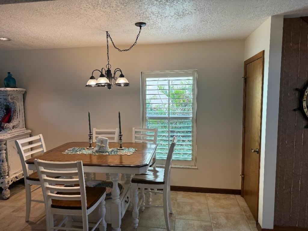 409 Fernandina Street - Photo 15