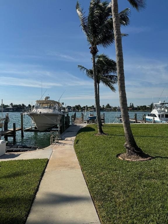409 Fernandina Street - Photo 3