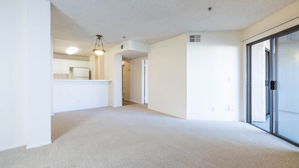 201 W. Fairview - Photo 12