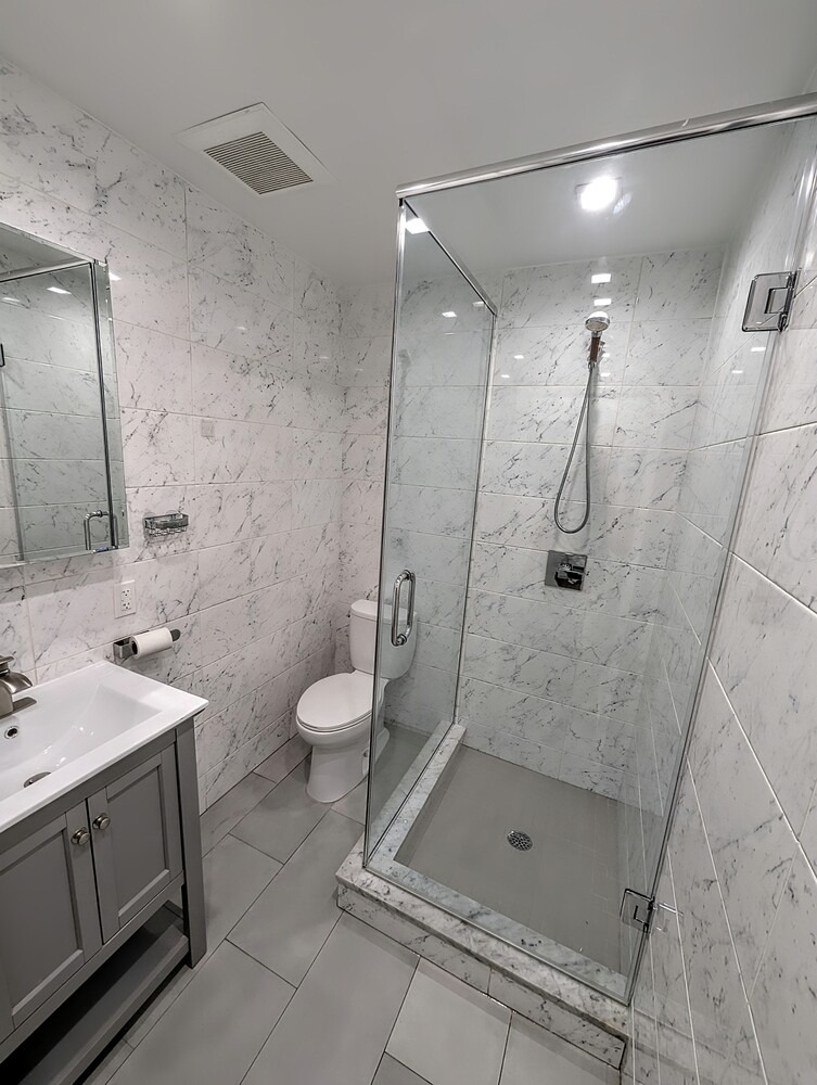 1661 Nostrand Avenue - Photo 4