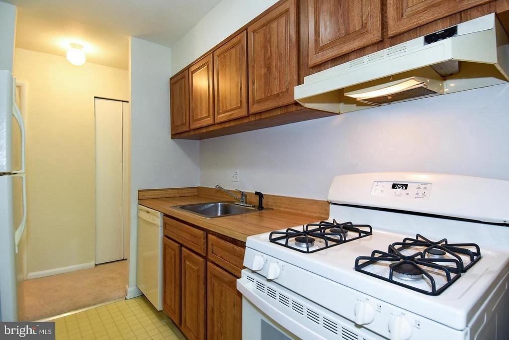 3302 Woodburn Village Drive - Photo 15