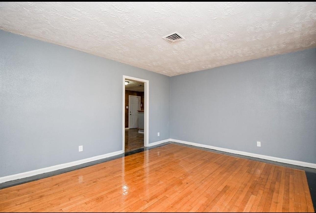 5510 Ricky Street - Photo 5