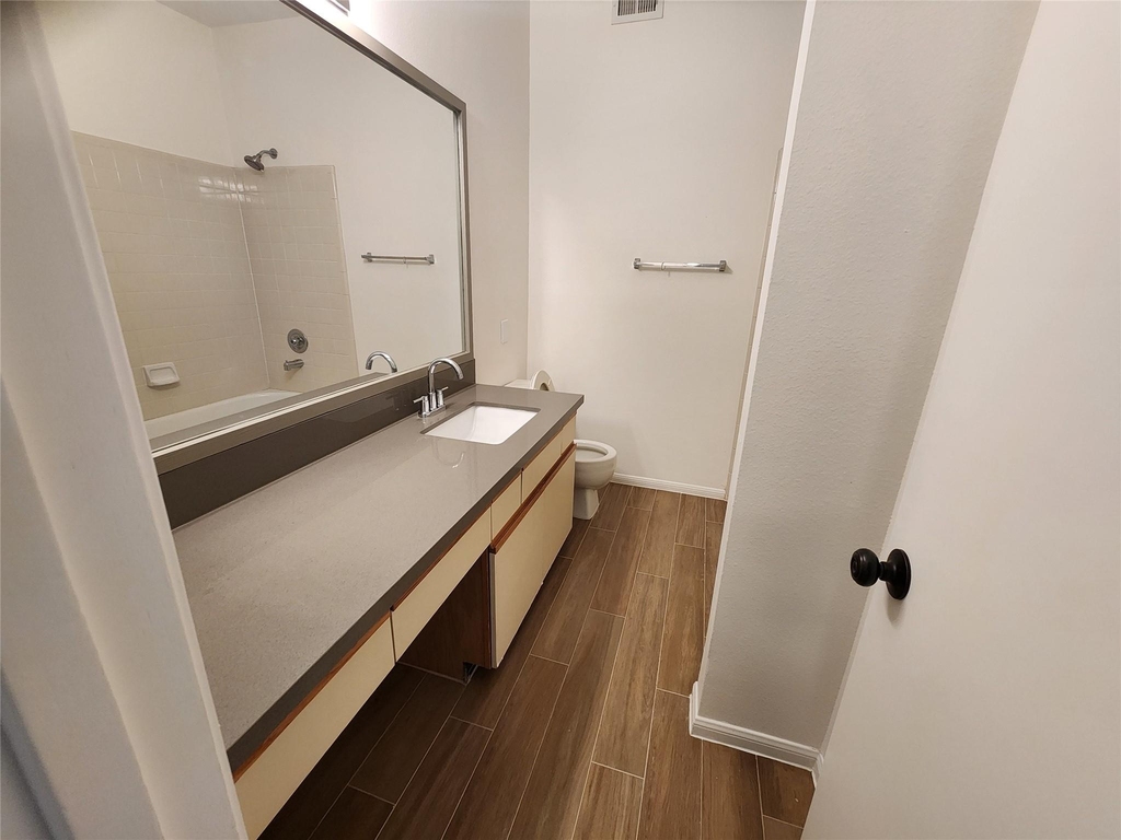 3130 Holly Hall Street - Photo 8