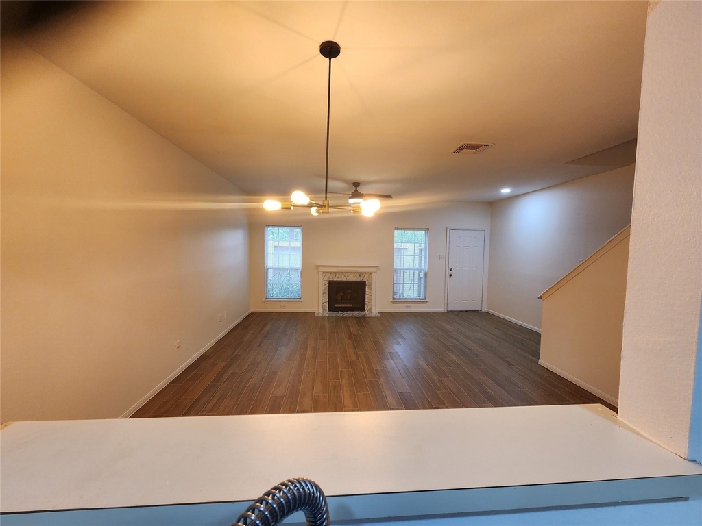 3130 Holly Hall Street - Photo 3
