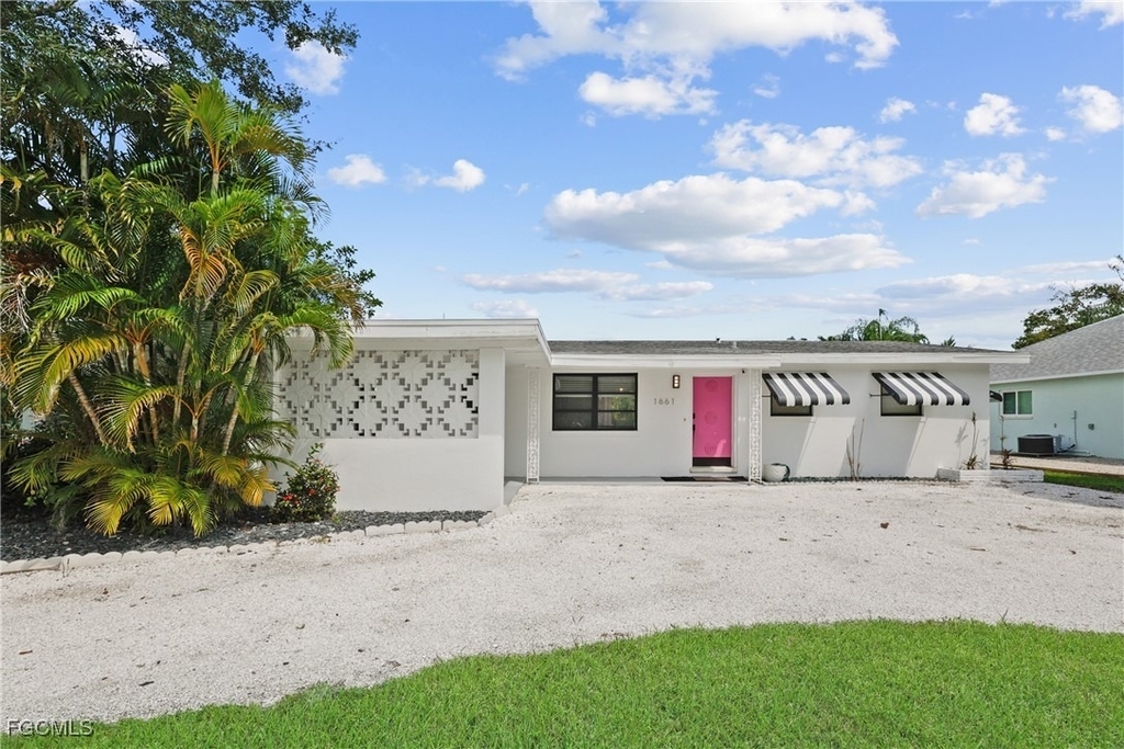 1661 Coronado Road - Photo 4