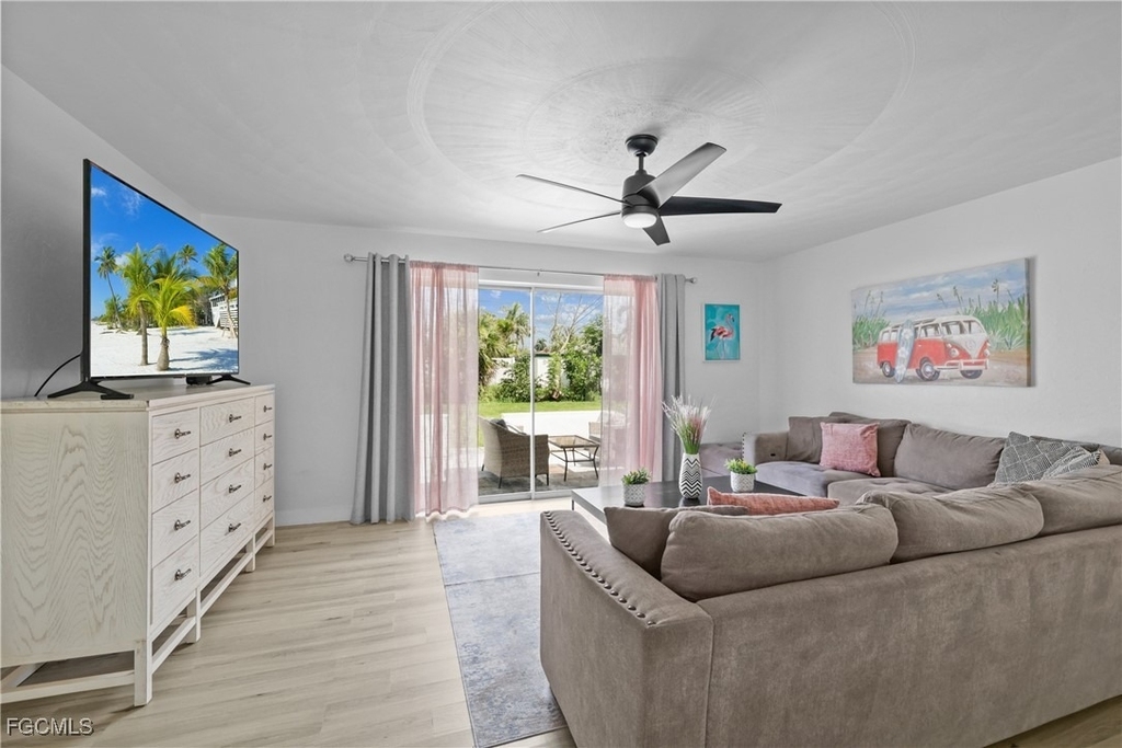 1661 Coronado Road - Photo 6