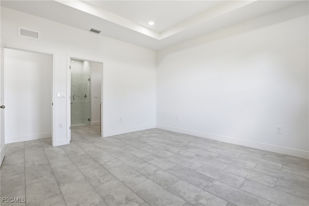 1087 Rugby Lane - Photo 7