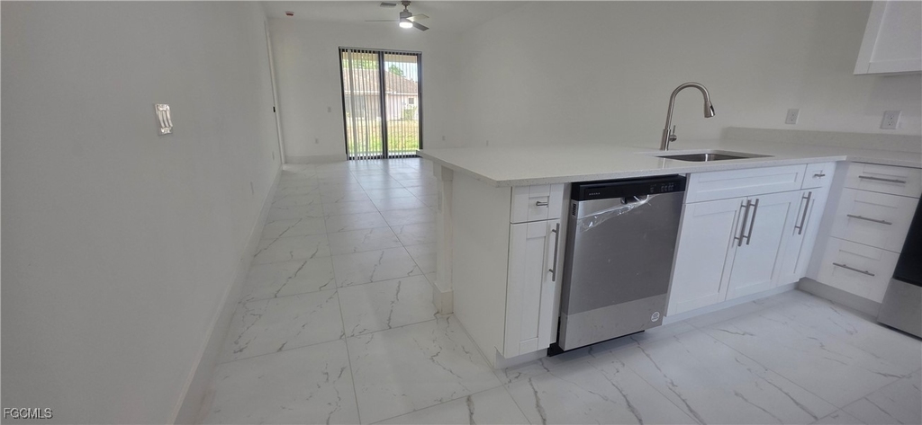 925 Chenault Street - Photo 3