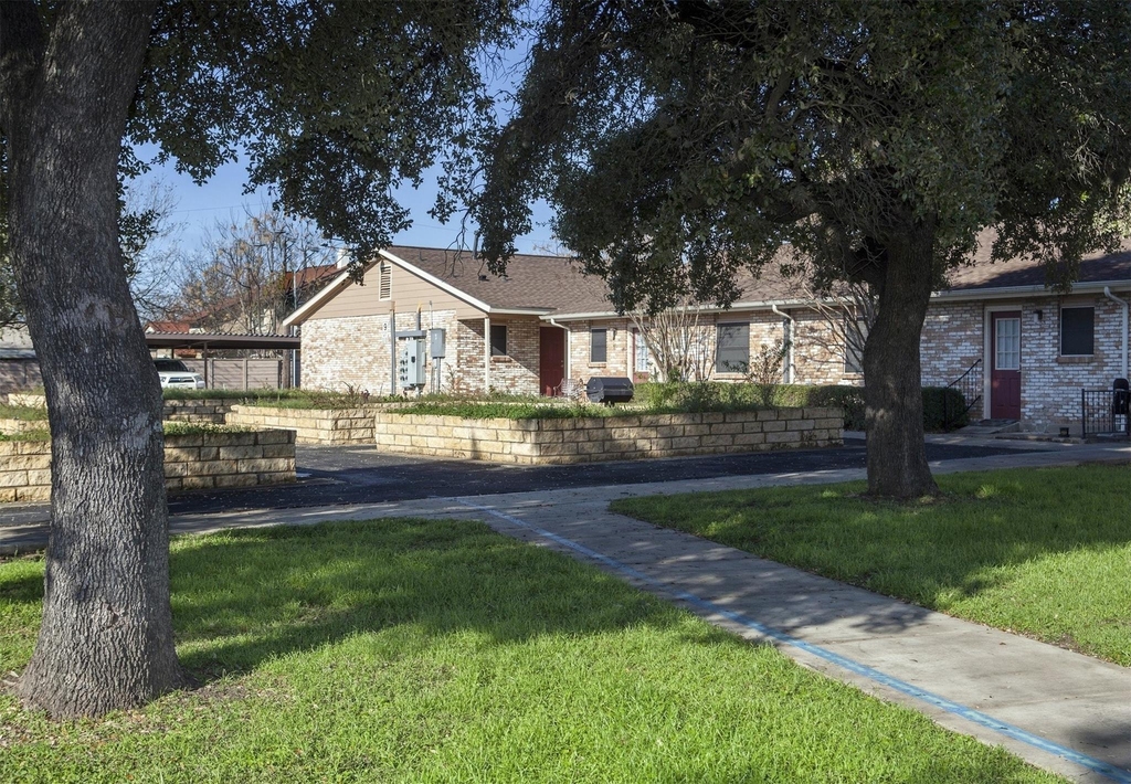 8219 Perrin Beitel Road - Photo 1