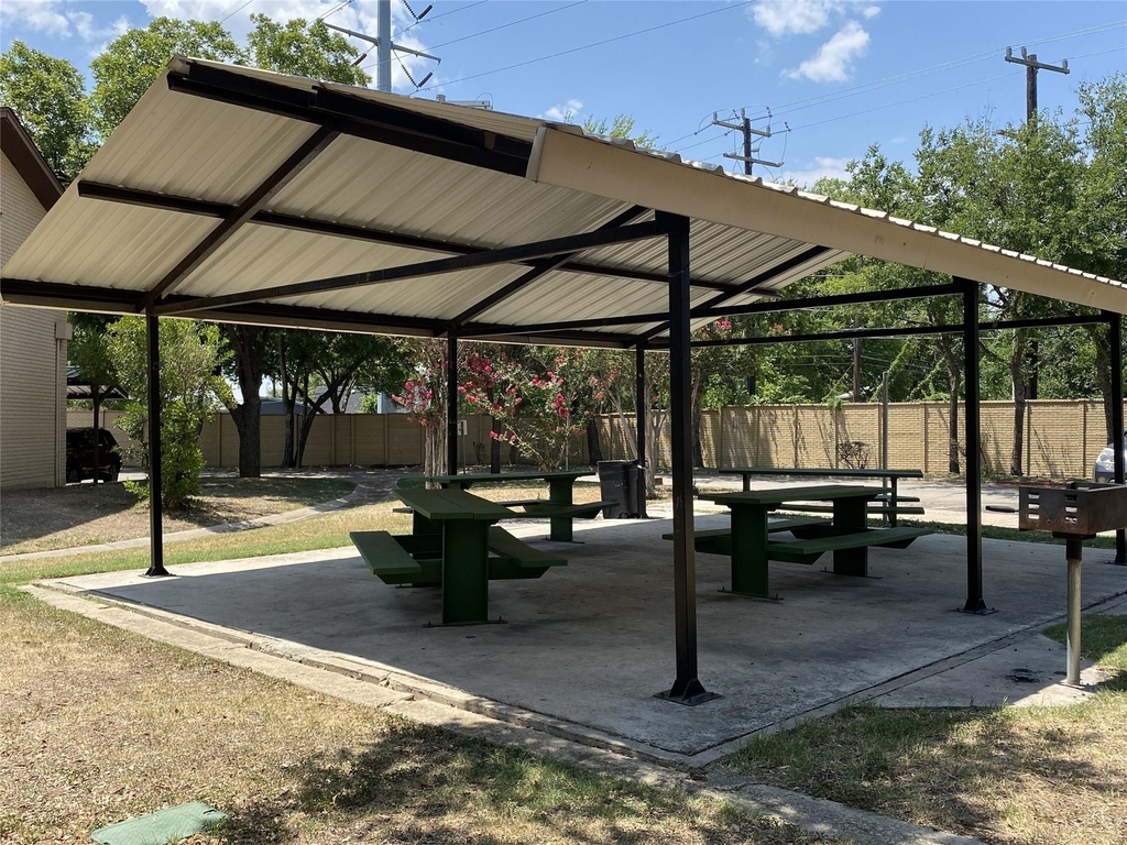 2330 Austin Highway - Photo 8