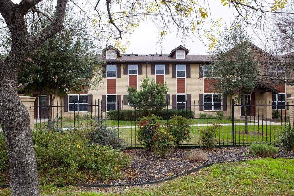 2330 Austin Highway - Photo 1
