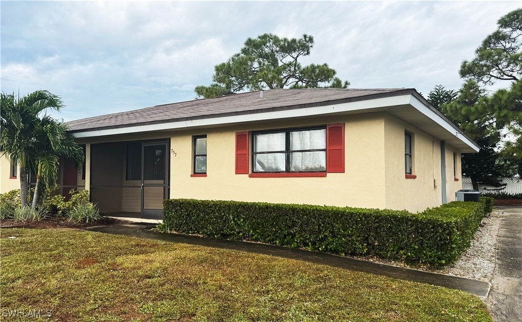 757 95th Avenue N - Photo 0