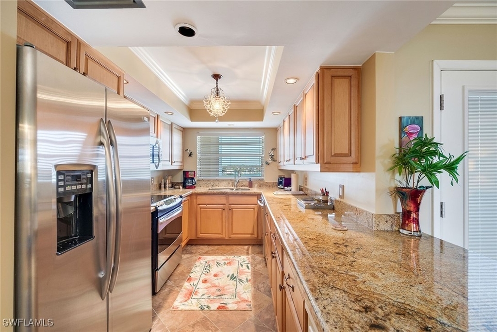 3500 Gulf Shore Boulevard N - Photo 8