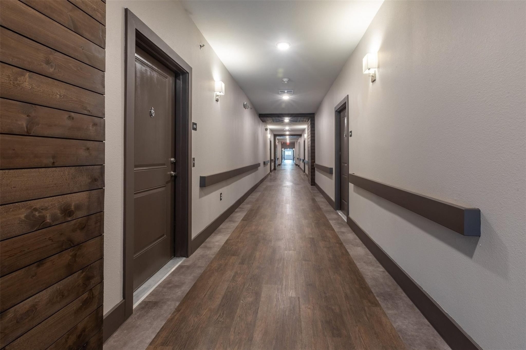 1515 Roosevelt Avenue - Photo 15