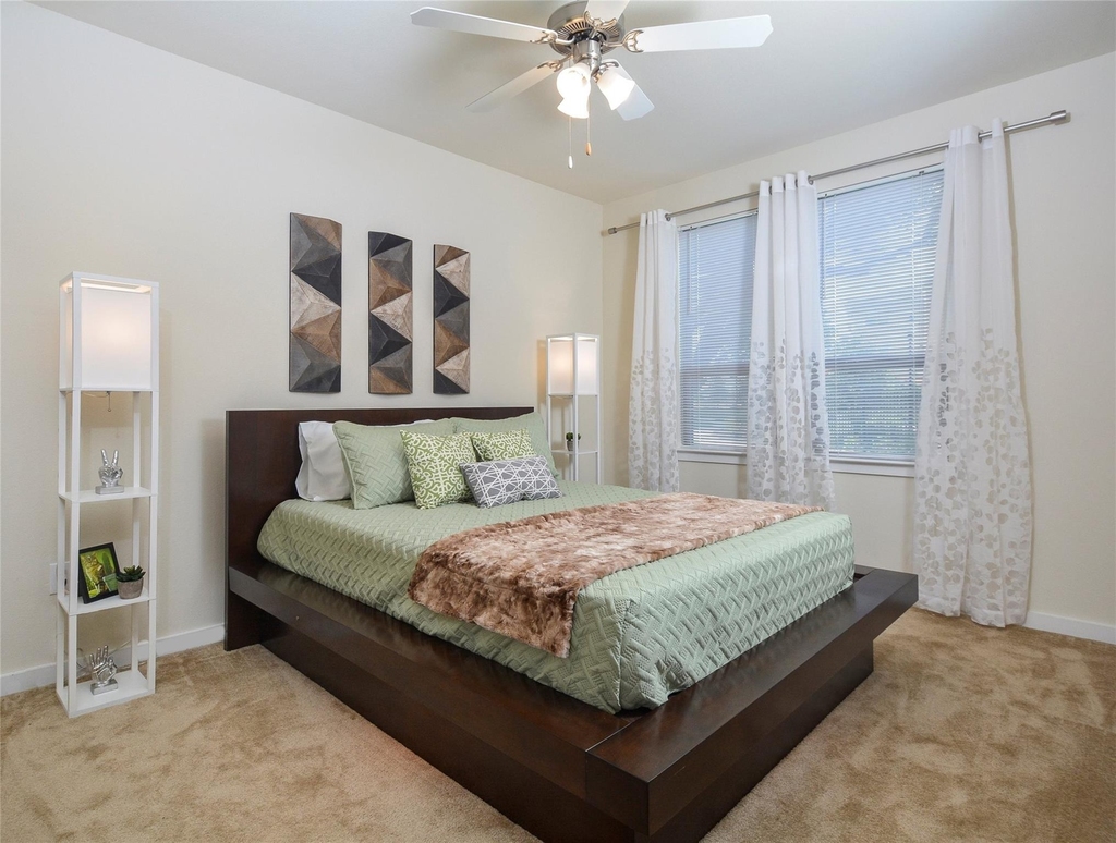 10148 Culebra Road - Photo 15