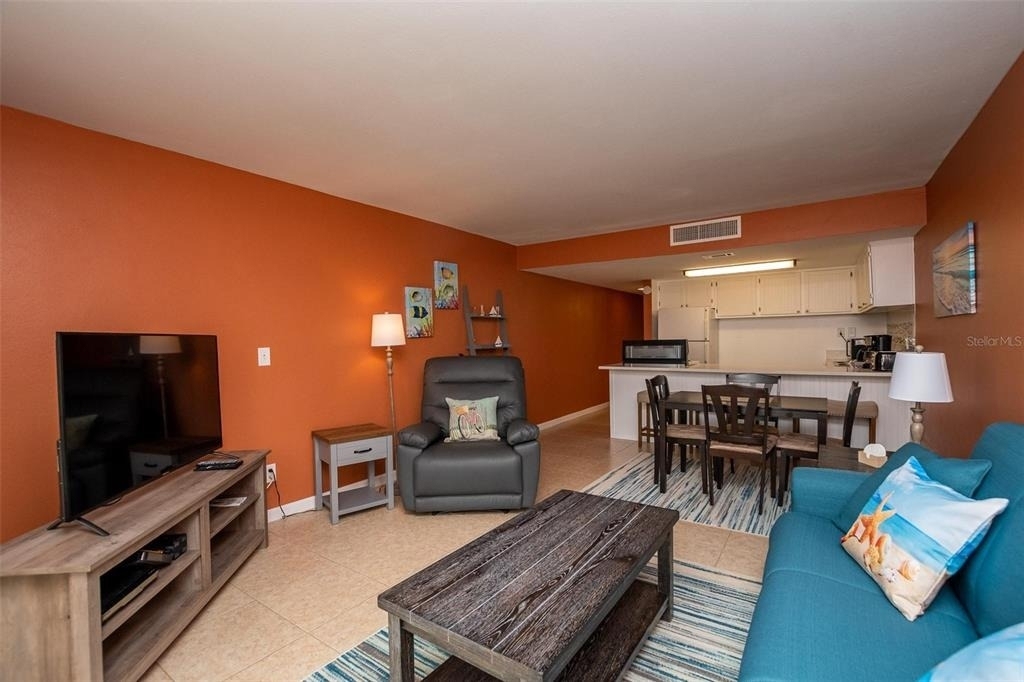 4849 Saxon Drive - Photo 4