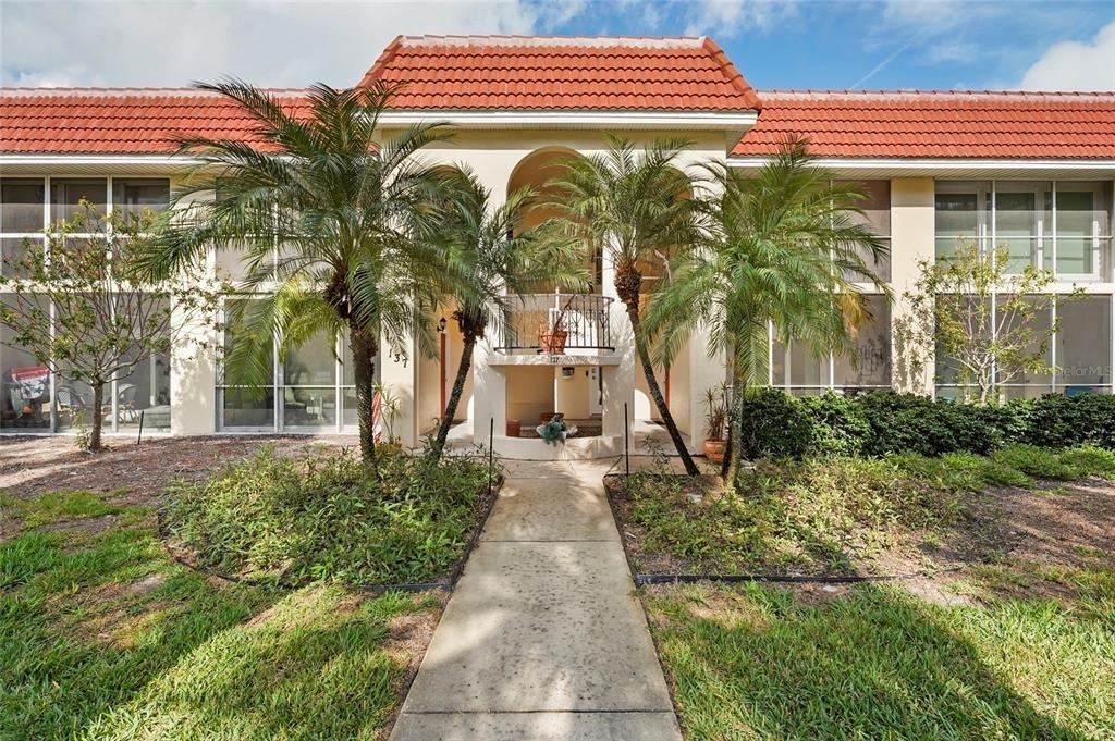 137 Avenida Messina - Photo 0