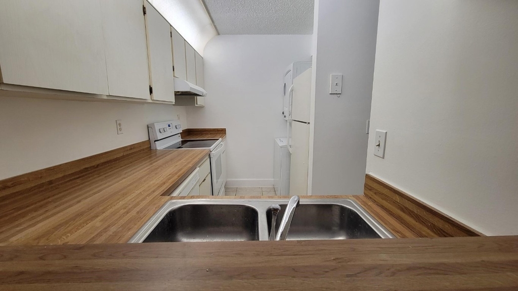 3712 N University Drive - Photo 8