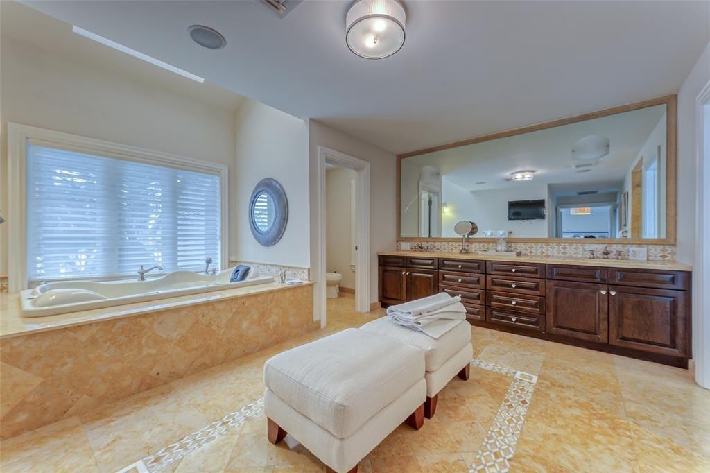 1313 E Lake Drive - Photo 94
