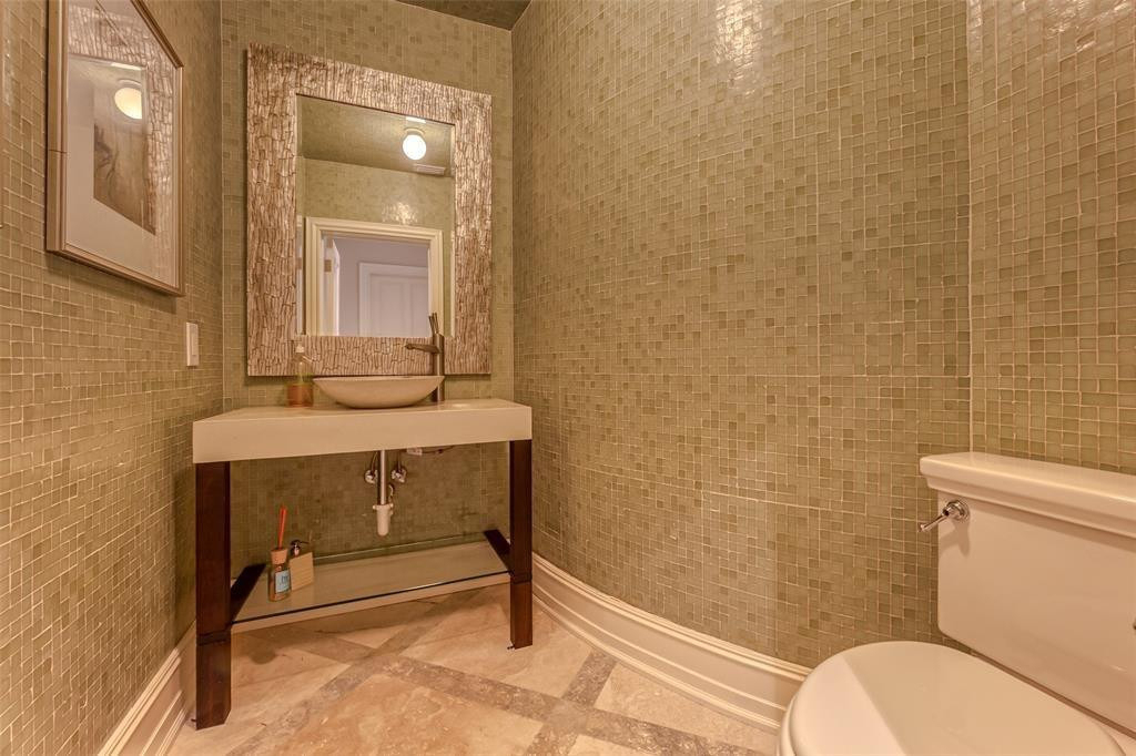 1313 E Lake Drive - Photo 41