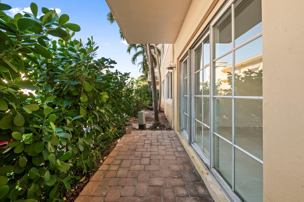 1515 E Broward Boulevard - Photo 27