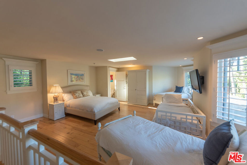 30760 Broad Beach Road - Photo 39