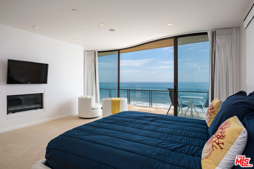 24230 Malibu Road - Photo 20
