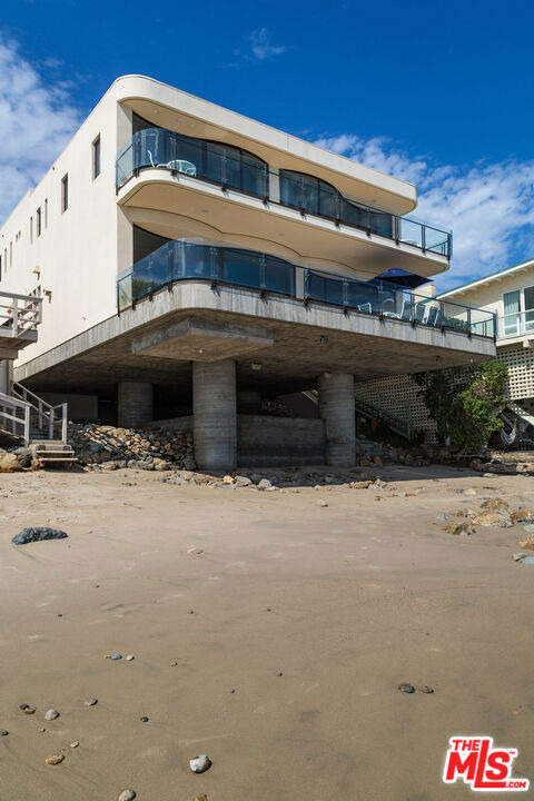 24230 Malibu Road - Photo 4