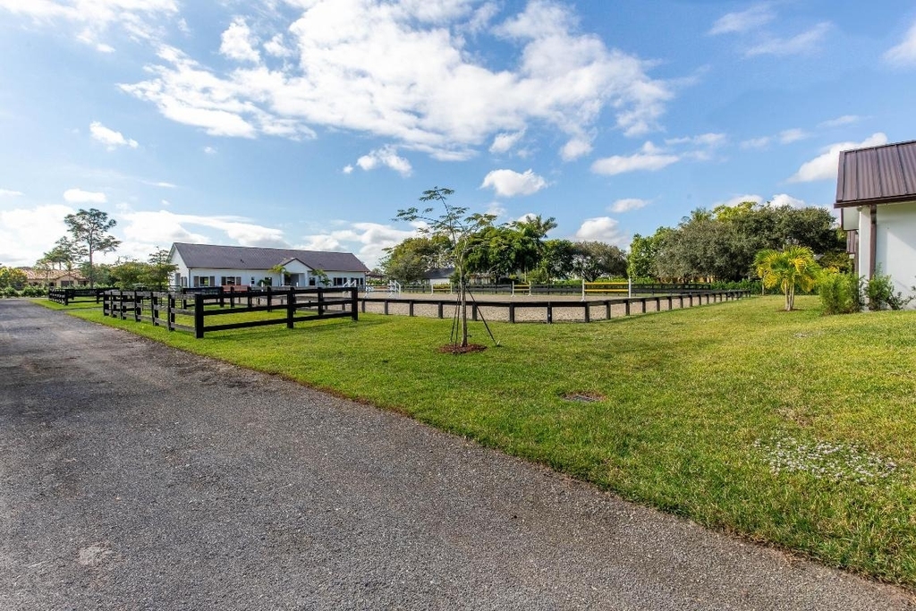 2889 Appaloosa Trail - Photo 26