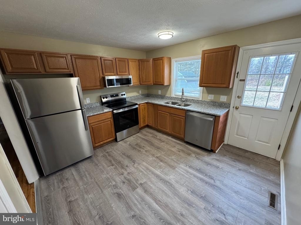125 Longstreet Avenue - Photo 4