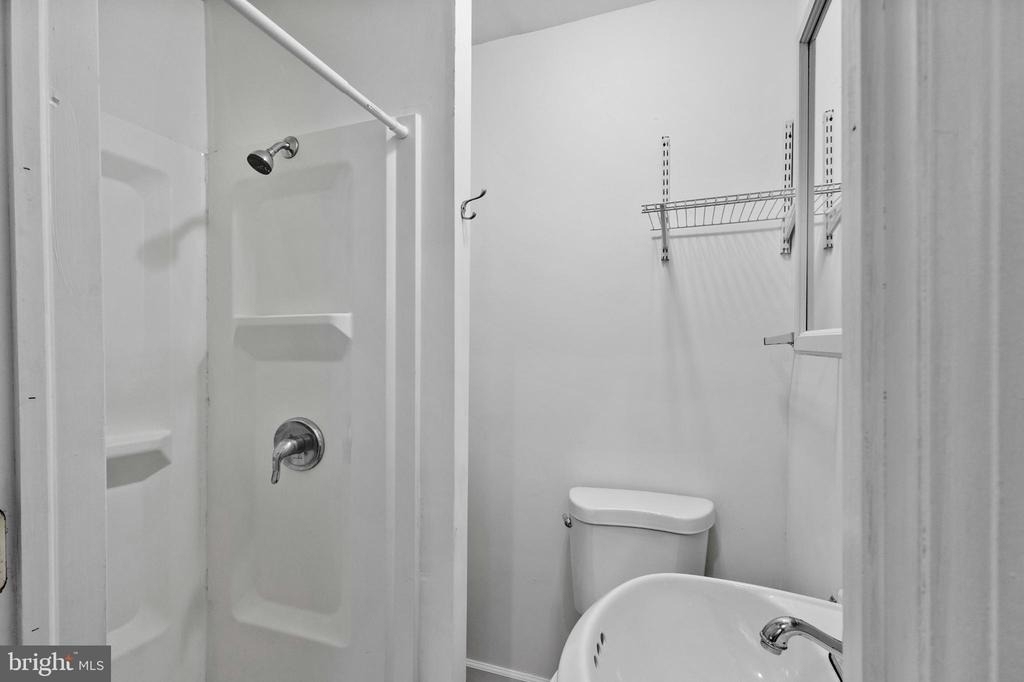 1625 W Montgomery Avenue - Photo 32