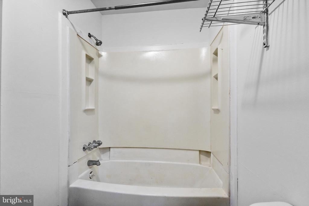 1625 W Montgomery Avenue - Photo 34