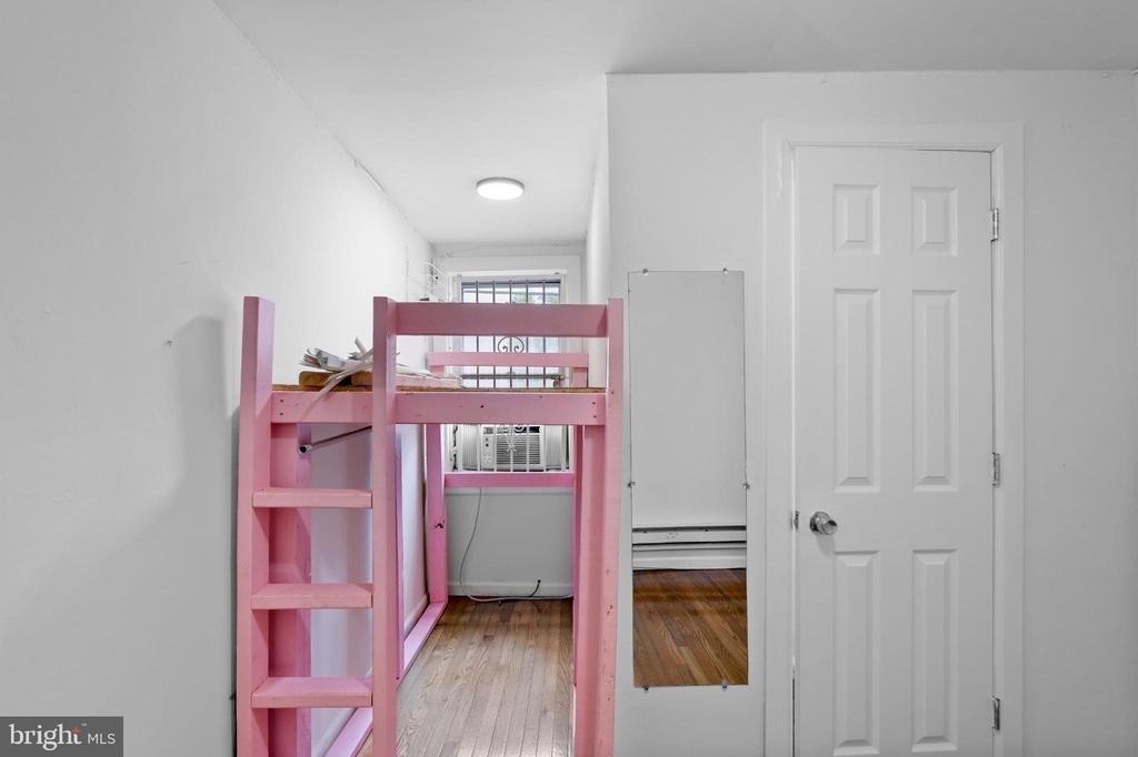 1625 W Montgomery Avenue - Photo 20