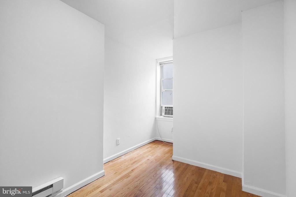 1625 W Montgomery Avenue - Photo 12
