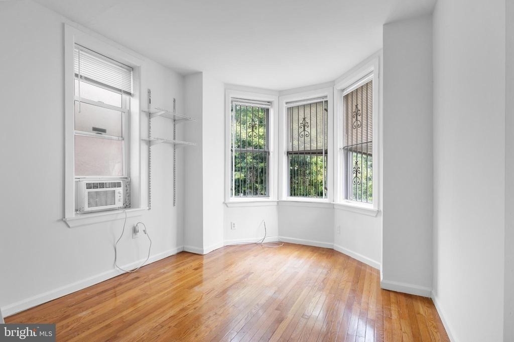 1625 W Montgomery Avenue - Photo 6