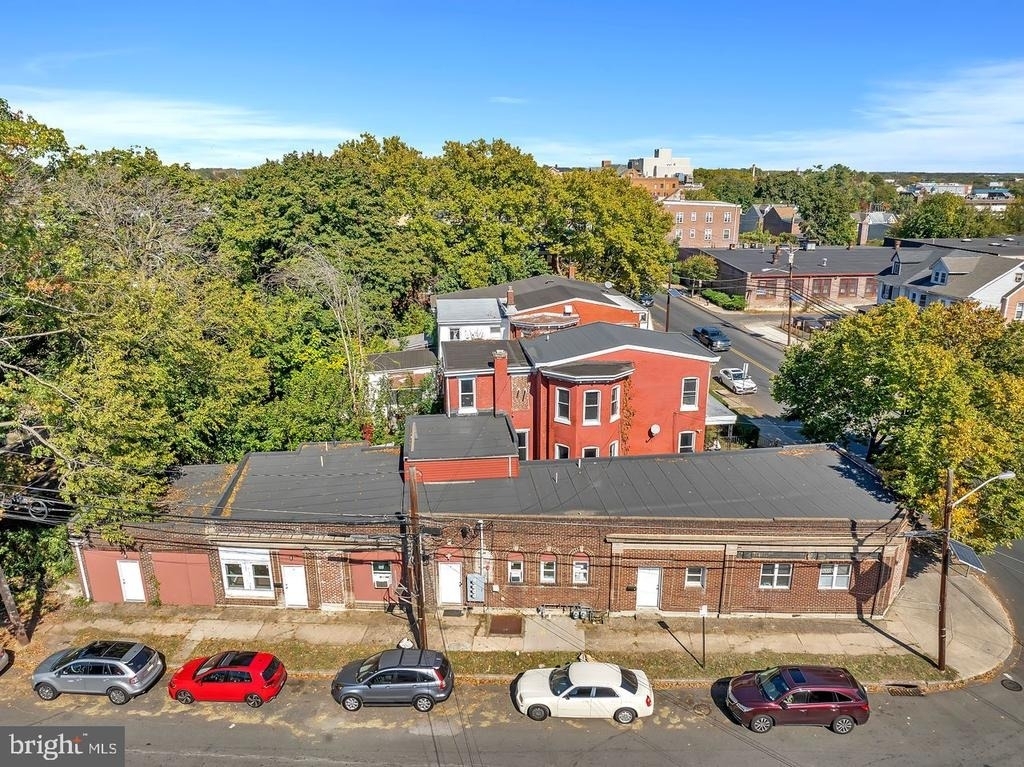 609 Brunswick Avenue - Photo 9