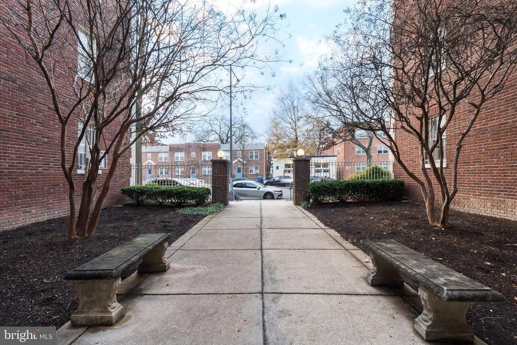 6645 Georgia Avenue Nw - Photo 3