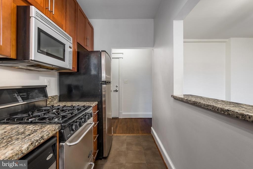 6645 Georgia Avenue Nw - Photo 14