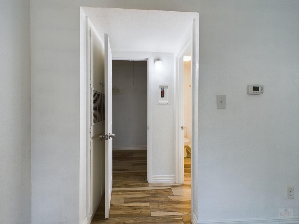 2124 Burton Dr - Photo 10