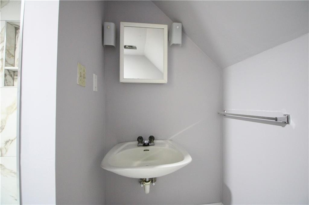 105 Homeport Drive - Photo 11