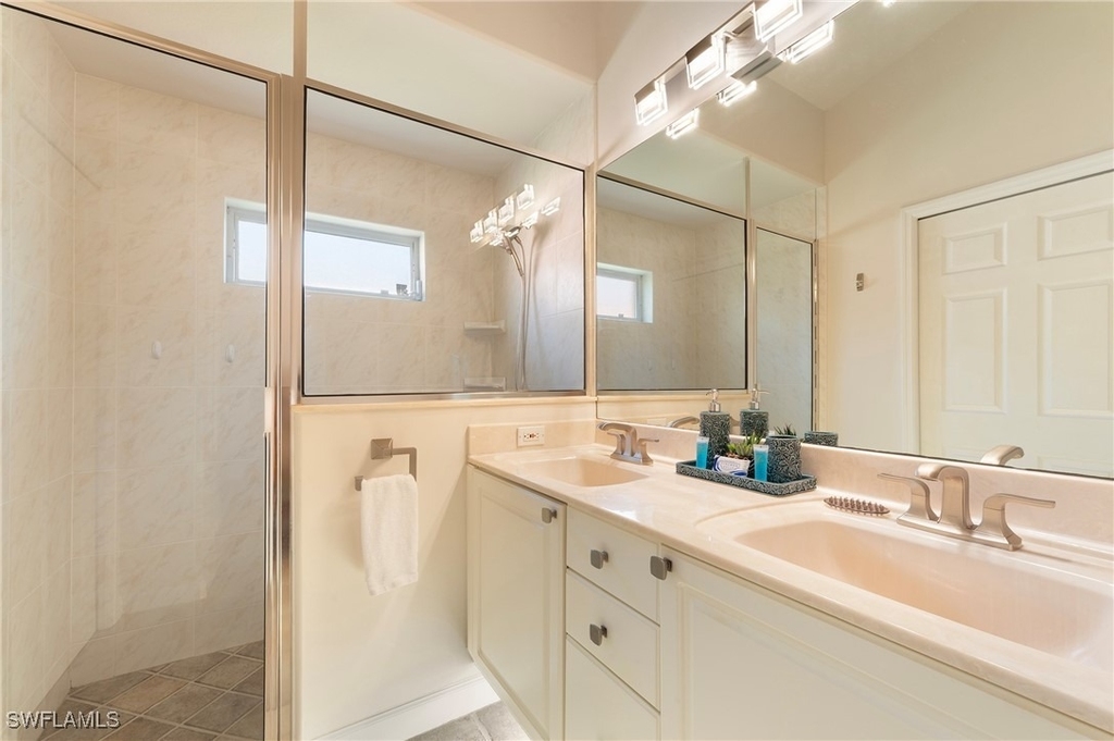 1526 Vintage Lane - Photo 18