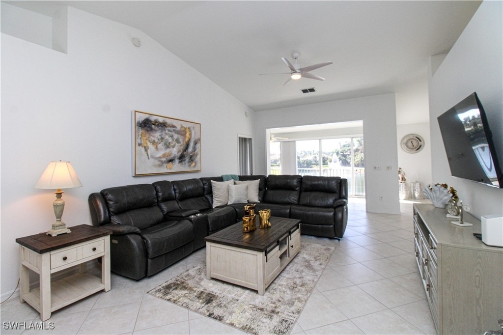 5645 Whisperwood Boulevard - Photo 19