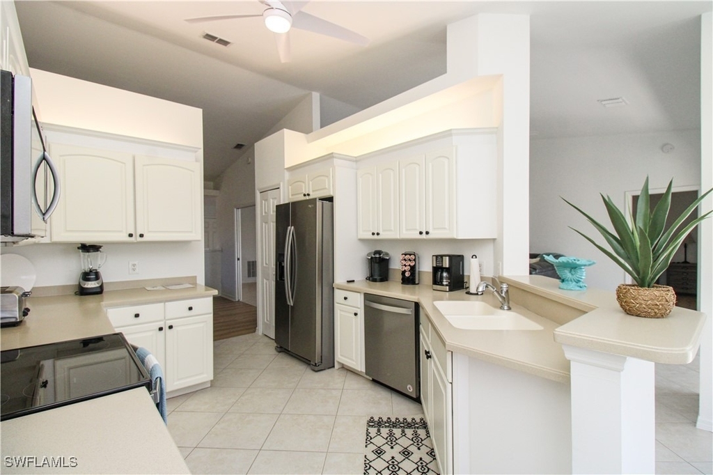 5645 Whisperwood Boulevard - Photo 0