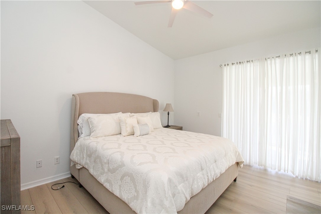 5645 Whisperwood Boulevard - Photo 34