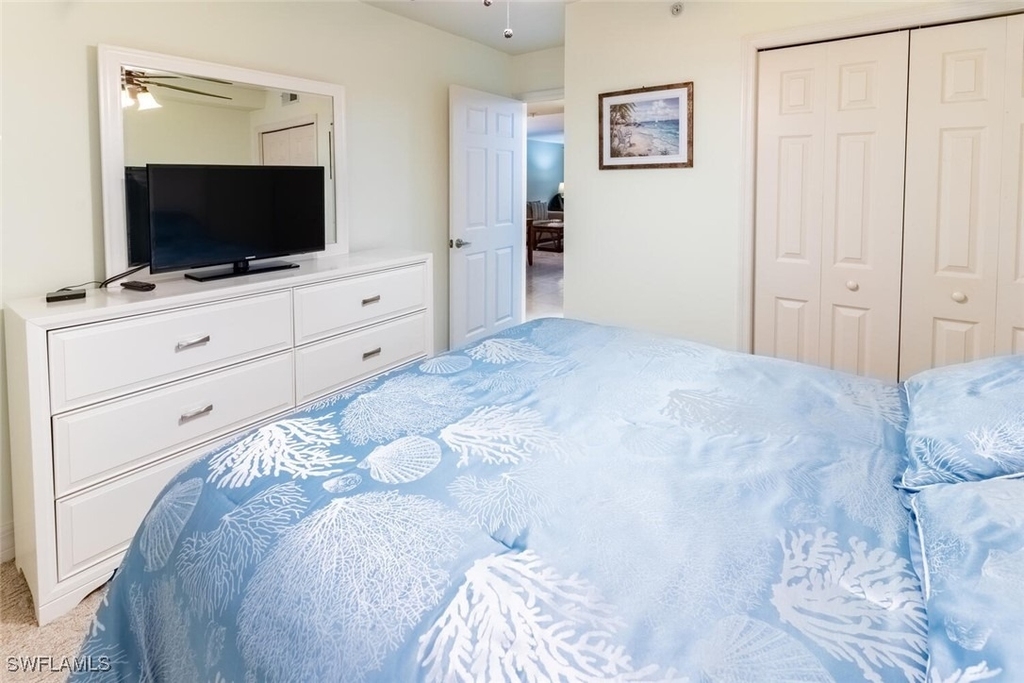 1100 Eastham Way - Photo 11