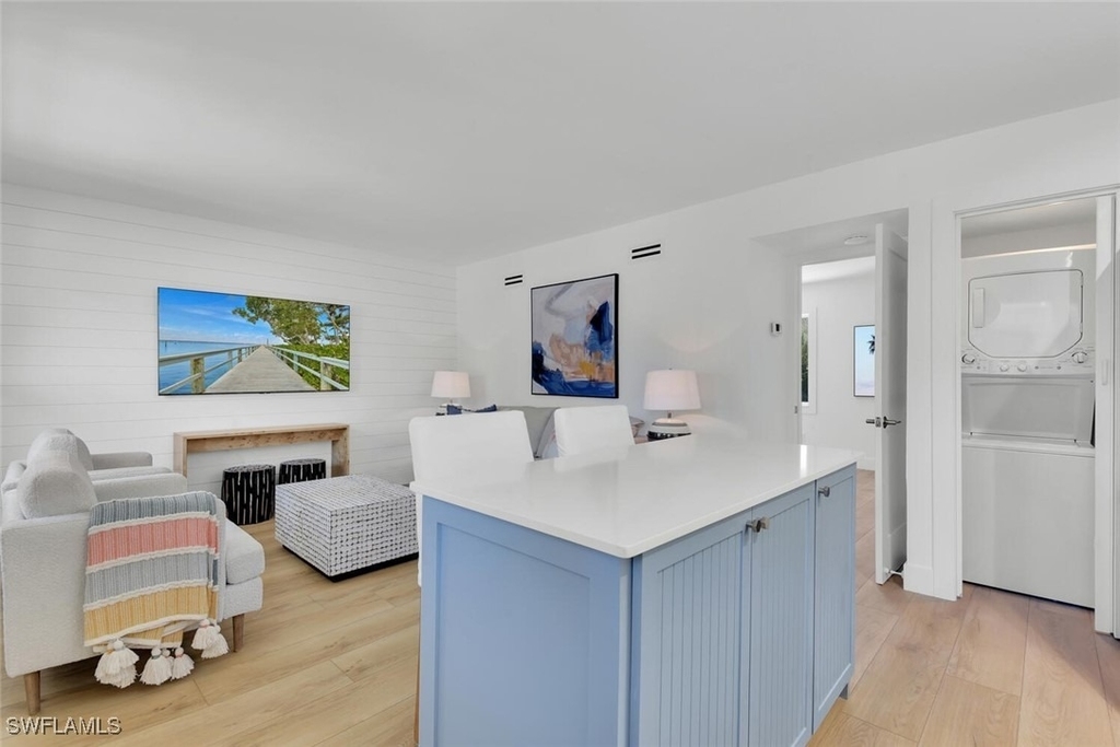 980 7th Avenue S - Photo 4