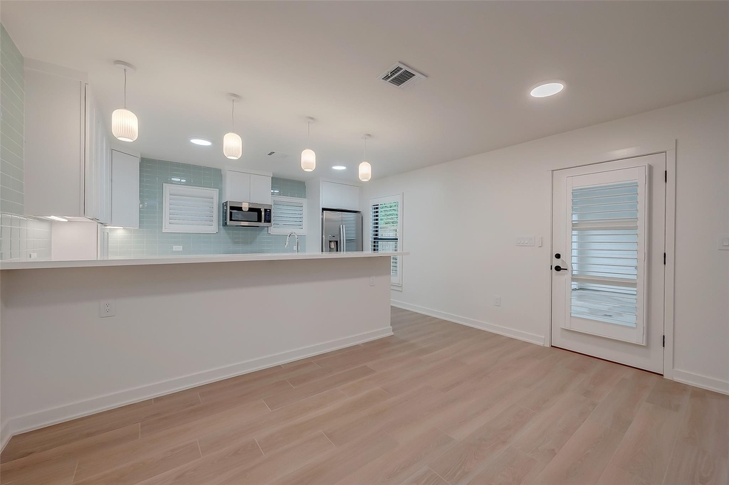 2702 Delano Street - Photo 16