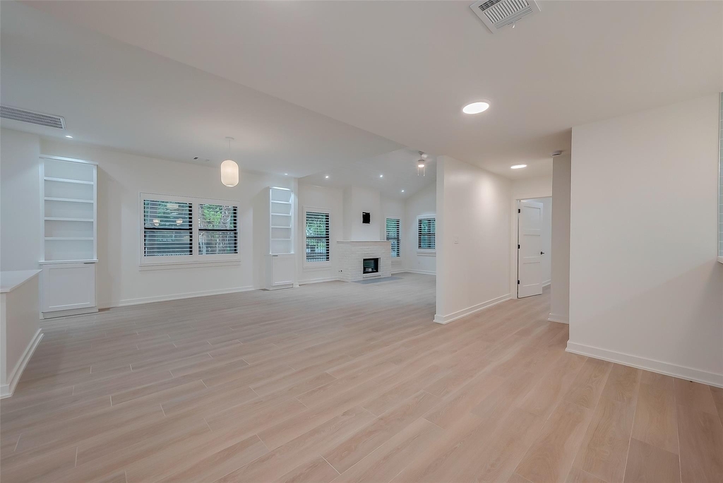 2702 Delano Street - Photo 17