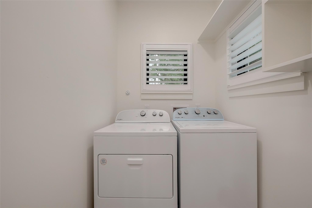 2702 Delano Street - Photo 13