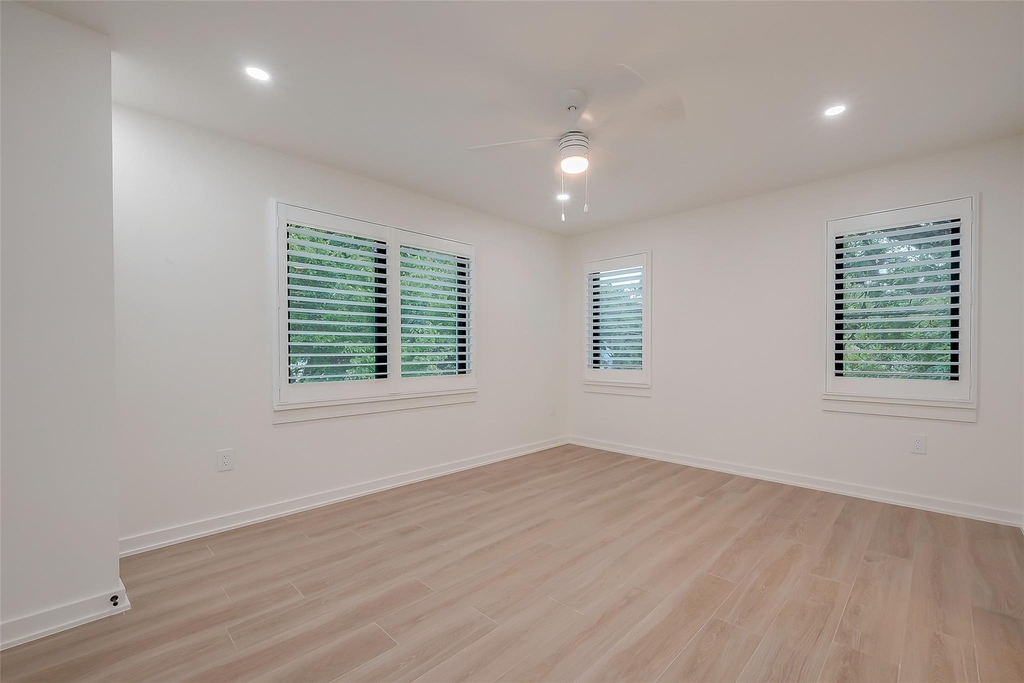 2702 Delano Street - Photo 31